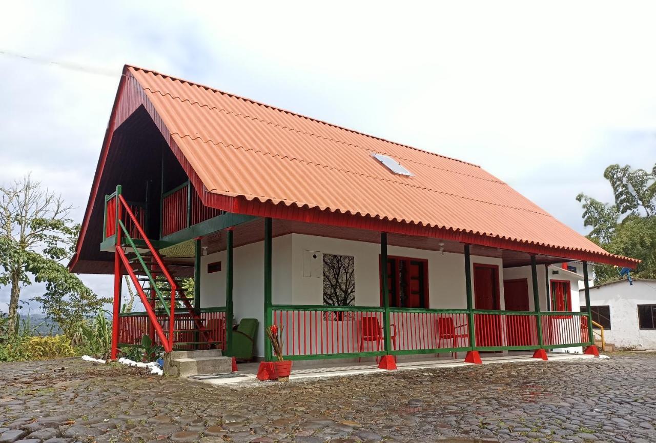 Hostal Campestre El Santuario Филандиа Екстериор снимка