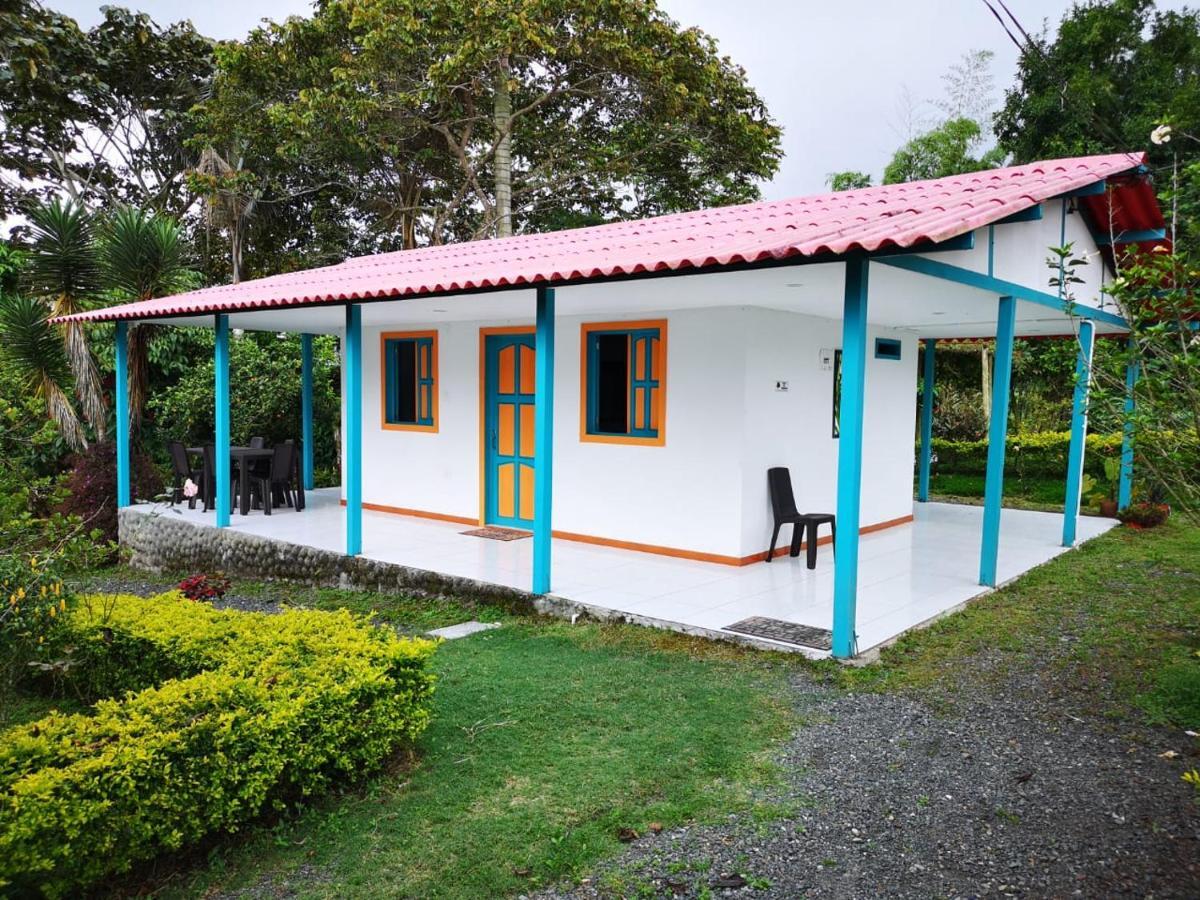 Hostal Campestre El Santuario Филандиа Екстериор снимка