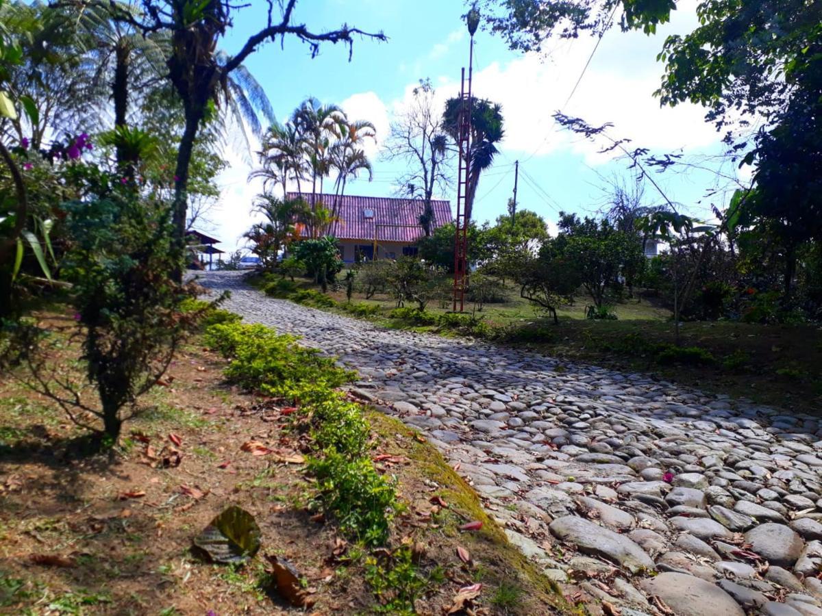 Hostal Campestre El Santuario Филандиа Екстериор снимка